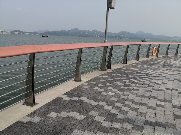 不锈钢桥梁景观护栏