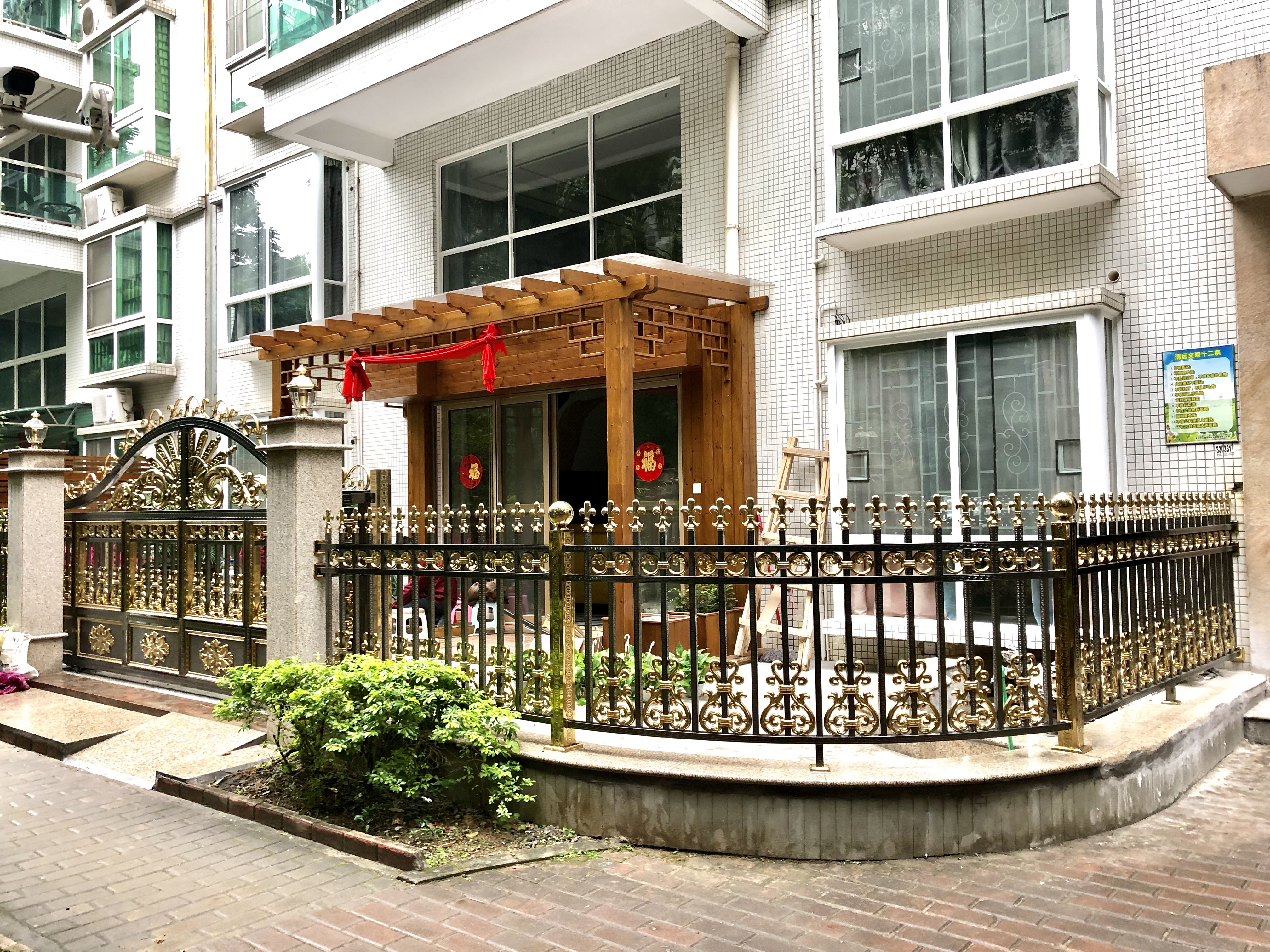 别墅不锈钢彩色围栏
